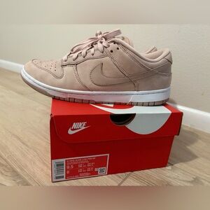 Nike Women's Dunk Low Premium Shoes - Pink Oxford